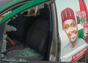 Suspected Thugs Attack Wike Backed-PDP Secretariat In Bauchi, Destroy Vehicles, Members Injured