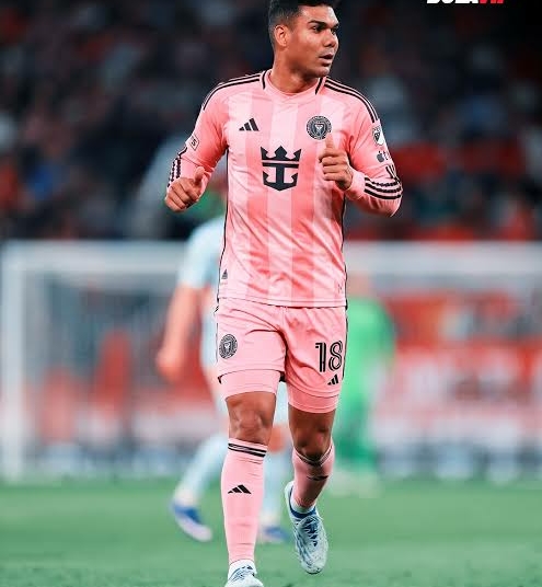 Casemiro Weighs Up Inter Miami Offer 1 images 10