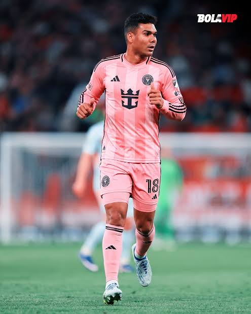 Casemiro Weighs Up Inter Miami Offer
