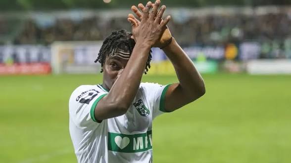 Slavia Prague Sign Nigerian Starlet Ayaosi