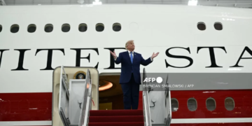 ‘It's A Flying White House’, Trump Unveils Qatar-gifted Presidential Jet 2 Trump Unveils Qatar-Gifted Jet, Calls It ‘Flying White House’