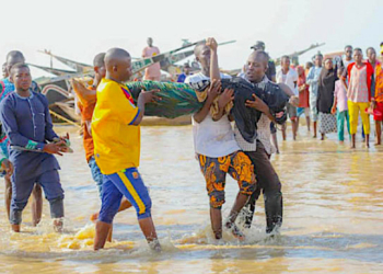Pregnant Woman, 6 Children, 4 Others Feared Dead In Benue Boat Mishap