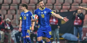 Canada Snatch Late Draw Against Bosnia In World Cup Opener 2 Canada Snatch Late Draw Against Bosnia In World Cup Opener