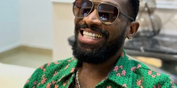 Dbanj Sparks Debate After Gifting Carter Efe A Car At Birthday Bash