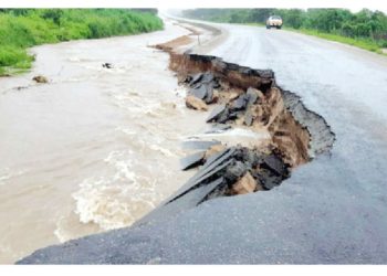 Erosion Cuts off Oji–Awgu Federal Highway