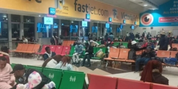 NiDCOM Welcomes 262 Nigerian Evacuees From South Afric