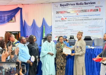FCT NUJ Chair Grace Ike Honoured With Media Leadership Award, Tasks Journalists On Credibility Over Clicks