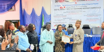 FCT NUJ Chair Grace Ike Honoured With Media Leadership Award, Tasks Journalists On Credibility Over Clicks