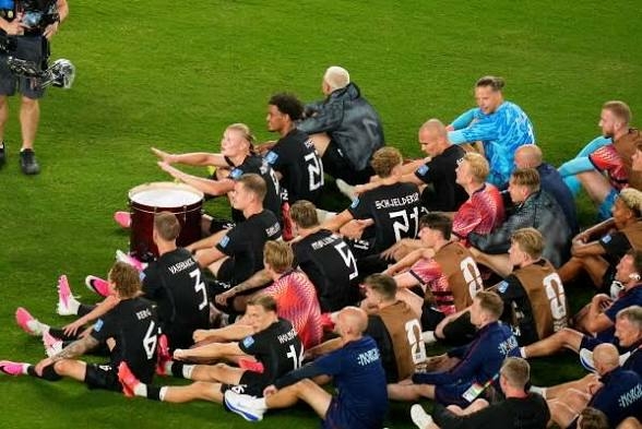 Norway’s Viking Row Goes Viral As Haaland, Ødegaard Lead World Cup Celebrations 1 IMG 0474