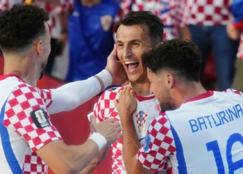 Budimir Strike Sends Croatia Past Panama To Keep World Cup Hopes Alive