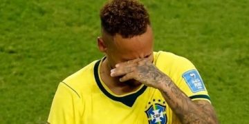 World Cup: Neymar Breaks Down In Tears After Emotional Brazil Return