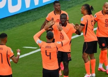 Fast-Starting Netherlands Sweep Aside Tunisia To Set Up Morocco Tie At World Cup