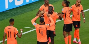 Fast-Starting Netherlands Sweep Aside Tunisia To Set Up Morocco Tie At World Cup