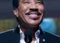 Lionel Richie Ends Concert Early After Falling Ill During Performance