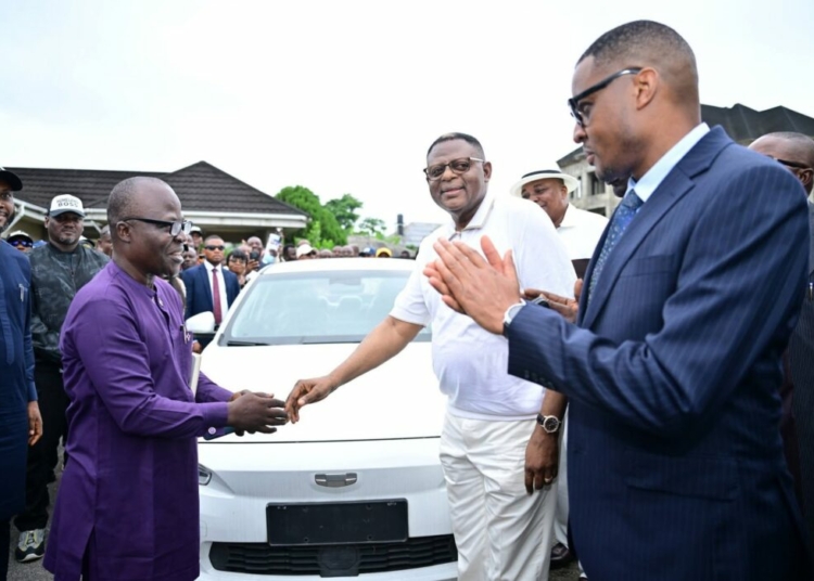 Gov Otu Rewards Permanent Secretaries With Electric Cars 1 IMG 4396