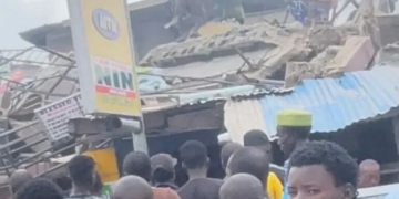JUST-IN: Many Feared Trapped As 3-storey Building Collapses In Lagos