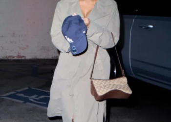 Kim Kardashian Debuts Platinum Blonde Bob In Dramatic New Look