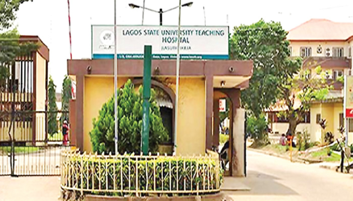 Patients Groan, Seek Alternatives As LASUTH Doctors Down Tools 1 LASUTH GATE