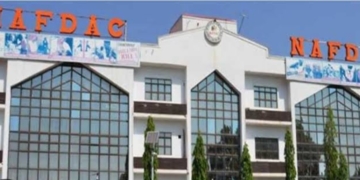 NAFDAC Cracks Down On Smuggling, Seizes Vegetable Oil, N500m Soaps 2 NAFDAC Cracks Down On Smuggling, Seizes Vegetable Oil, N500m Soaps