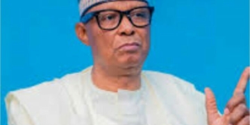 FG Hands Over Homes To Beneficiaries, Targets Wider Access To Affordable Housing 2 FG Hands Over Homes To Beneficiaries, Targets Wider Access To Affordable Housing