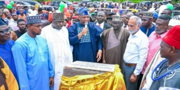 Minister Flags Off North Central’s Largest 20MW Mini-Grid Power Project In Kogi 3 Minister Flags Off North Central’s Largest 20MW Mini-Grid Power Project In Kogi