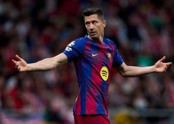Rossi Urges Manchester United To Sign Lewandowski