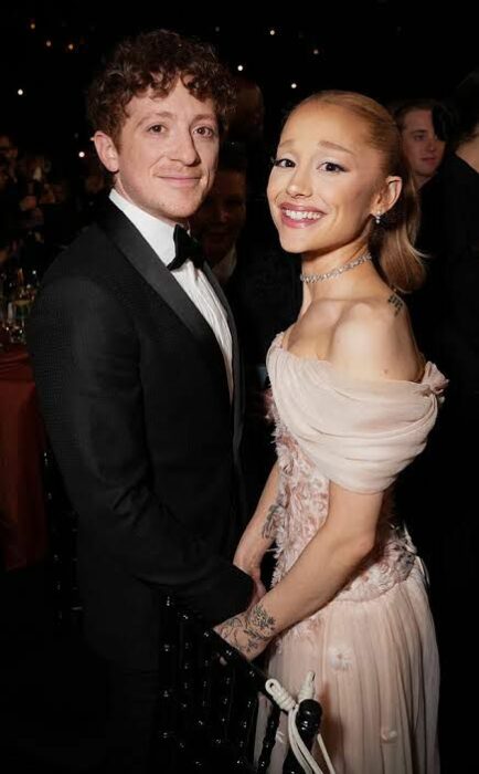 Ariana Grande, Ethan Slater End Relationship After Nearly Th