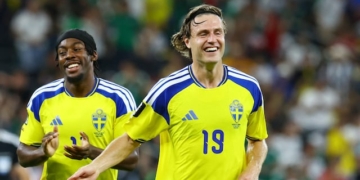 Svanberg Scores Second-Fastest World Cup Goal by Substitute 2 Svanberg Scores Second-Fastest World Cup Goal by Substitute
