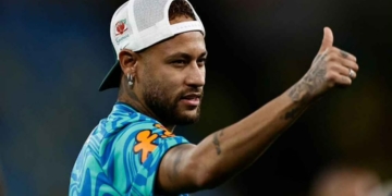 Neymar Trains Alone At Brazil World Cup Camp, Santos Star Faces Race Against Time 4 Neymar Trains Alone At Brazil World Cup Camp, Santos Star Faces Race Against Time