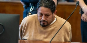 US Court Sentences Man To 5 Years In Jail For Abusing Corpse On Train 2 US Court Sentences Man To 5 Years In Jail For Abusing Corpse On Train