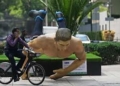 Protesting Teachers Pull Down World Cup Statues In Mexico City Ahead 2026 Mundial Kick-off