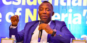 Sowore Faults MTN CEO’s Claim On Unlimited Data, Threatens Nationwide Protest