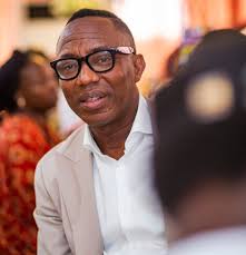 Sowore Wants Government To Demolish Corrupt Politi
