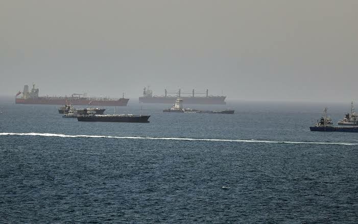 Iran, Oman Review Hormuz Fees Amid Sovereignty Talks 1 stait of hormuz