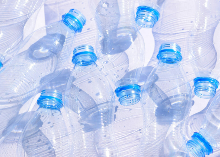 17 US States Sue California Over Single-use Plastic Reduction Law 1 water bottles 0105221