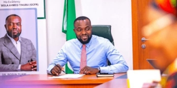 Digital Divide: FG Fast-Tracks $2bn National Fibre Network 3 Nigeria Rated Africa’s Top AI Nation, Earns Global Bright Spot Status