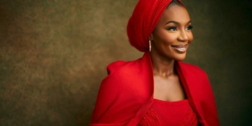 CNN Beams Searchlight On Warri Queen Olori Atuwatse III's Impact On Women, Education, Others 2 CNN Beams Searchlight On Warri Queen Olori Atuwatse III’s Impact On Women, Education, Others