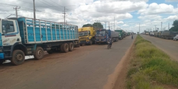 Residents Decry Incessant Accidents, Trailer Gridlocks On Kwara Road 2 Residents Decry Incessant Accidents, Trailer Gridlocks On Kwara Road