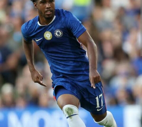 Manchester United Target Chelsea Midfielder Santos Amid Midfield Crisis 1 IMG 0758
