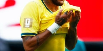 Neymar Bids Emotional Farewell To Brazil After World Cup Heartbreak 2 Neymar Bids Emotional Farewell To Brazil After World Cup Heartbreak