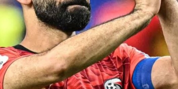 VAR Missed Foul On Salah In Argentina’s Controversial Winner - Ian Wright 3 VAR Missed Foul On Salah In Argentina’s Controversial Winner – Ian Wright