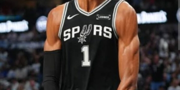 Wembanyama Signs New $252M Lonf-Term Deal With Spurs