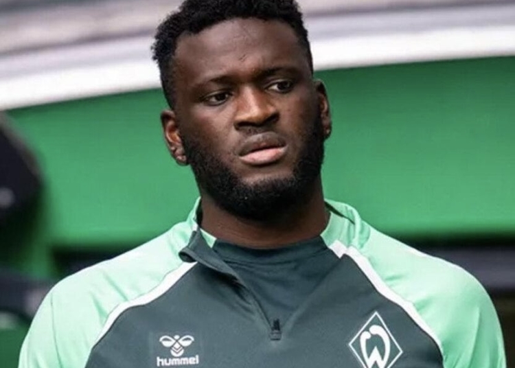 Victor Boniface Faces Backlash Over Different Replies To Fans Seeking Financial Help 1 IMG 2112 2