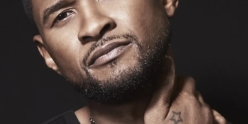 Usher Sends Fan Off Stage After Awkward Onstage Moment At Nashville Concert