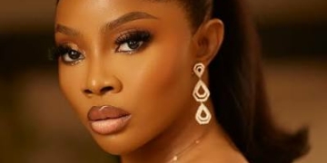 Date Within Your Financial Class, Toke Makinwa Advises