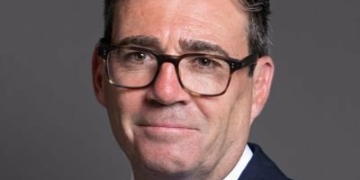 UK Government Unveils Tax Cut for Pubs, Clubs, Live Music Venues 3 Andy Burnham Officially Becomes UK Prime Minister After Meeting King Charles III