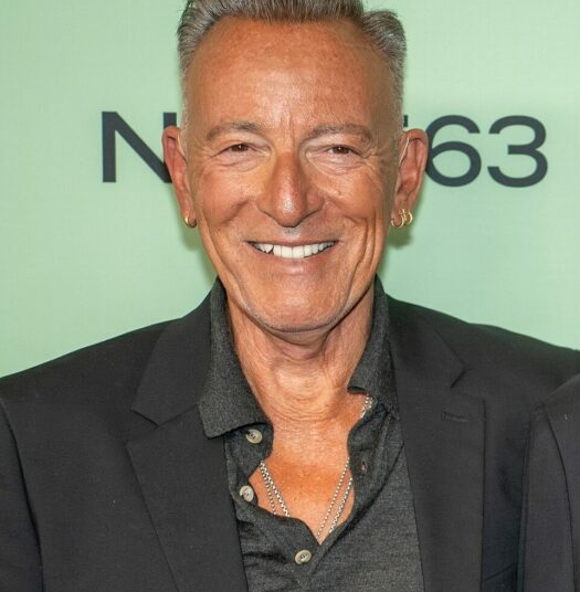 Bruce Springsteen, Colin Kaepernick Honoured by ACLU as Rock Legend Performs ‘Streets of Minneapolis’ 1 IMG 3975