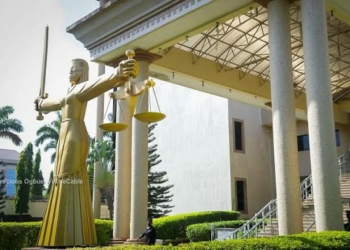 EFCC Arraigns 4 Over Alleged $5.29m Money Laundering In Lagos