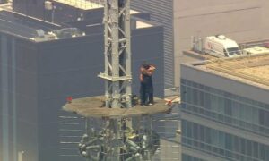 PICTORIAL: Loverbirds Arrested After Scaling New York’s Skyscraper For Marriage Proposal 5 IMG 7080