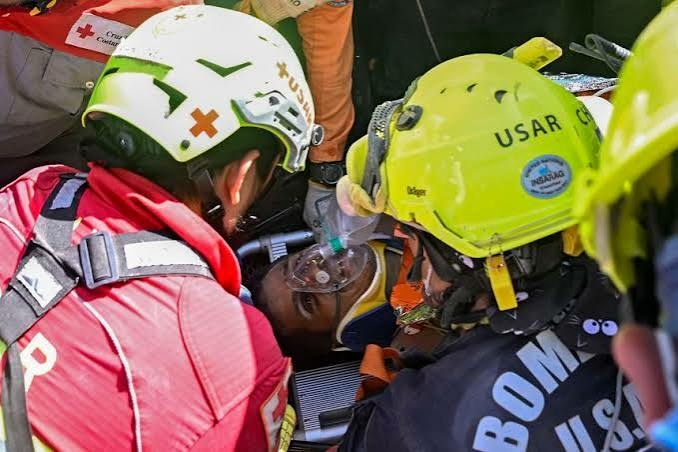 Man Rescued Alive 8 Days After Devastating Venezuela Earthquakes